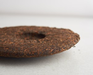 Шу пуэр "Гун Тин Бу Лан Шань", Pin Wu Cha, 2002г., 357г. купить в Минске, Шу пуэр (черный)