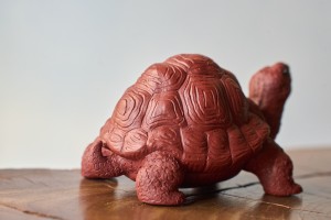 Фигурка #575, глина, 7х12 см, Посуда