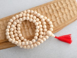 Четки #135, из дерева Можжевельник, 108 бусин, 8 мм. купить в Минске, Нужные мелочи