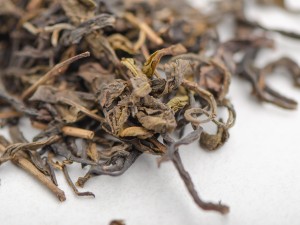 Шэн пуэр &quot;Лао Бан Чжан&quot; в бамбуковом стволе, 2020г., 2500 г. купить в Минске, Шэн пуэр (зеленый)