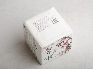 Шэн Пуэр &quot;Шэн Шань&quot; в форме куба, 2019 г., 400 г. (от господина Фэна) купить в Минске, Шэн пуэр (зеленый)
