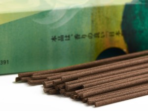 Японское благовоние Meikoh Tendan Bulk (Сандаловое дерево, персея), 290 штук купить в Минске, Новинки