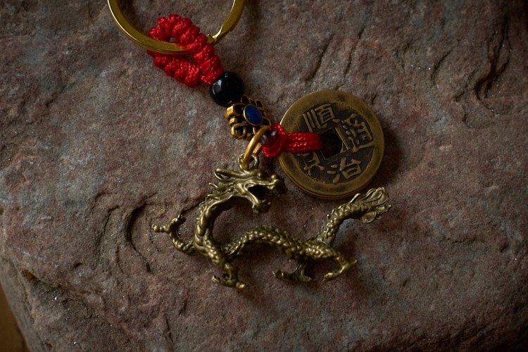 "Дракончик с монеткой", 9*5 см., металл купить в Минске, Декоративные предметы