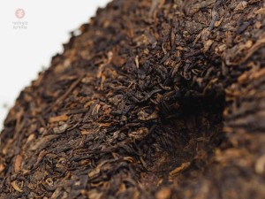 Шу пуэр &quot;Чжень Кан Шу Ча&quot; из Чжень Кан, Чайная Почта, 357 г., 2018г. купить в Минске, Пуэр и посуда