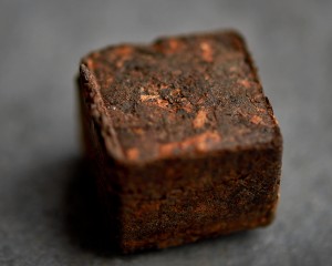 Шу пуэр "Кубики из Юньдэ", 2006г., Шу пуэр (черный)