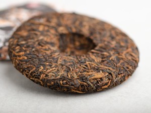 Шу пуэр "Заяц Гун Тин", Линцан, Чайная Почта, 2021г., 100г. купить в Минске, Чай