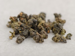 Цзи Бянь Чжун Хо Улун (Улун с Далекого Края Среднего Прогрева) &quot;ААА&quot;, 2024г.  купить в Минске, Улуны месяца