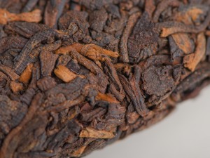 Шу пуэр "Юн Мин Цяо Му Лао Шу" (Старый пуэр со старых деревьев), 400г., 2005г. купить в Минске, Пуэр