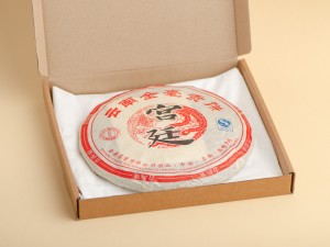 Шу пуэр в блине &quot;Феникс Гун Тин&quot;, ф-ка Цзинь Дин, 2016г., 357 г. купить в Минске, Пуэр