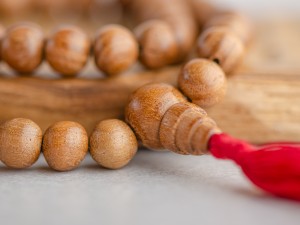 Четки #95, дерево Шелковица, 54 бусины, 8мм. купить в Минске, Браслеты и четки