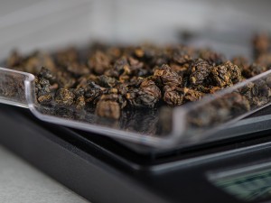 Электронные весы , пределы взвешивания 0.1- 1000 г. (10,5х13,5 см) купить в Минске, Нужные мелочи