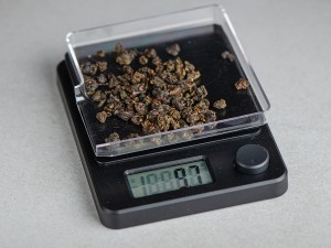 Электронные весы , пределы взвешивания 0.1- 1000 г. (10,5х13,5 см) купить в Минске, Нужные мелочи