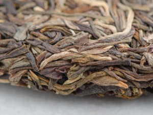 Шэн Пуэр "Золотой Павлин", Булан Цяо Му, 357г., 2021г. купить в Минске, Шэн пуэр (зеленый)