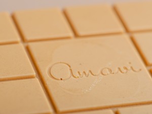 Шоколад Amavi «Белый на кешью молоке БАНАНОВЫЙ коктейль» 50 г. купить в Минске, Шоколад без сахара
