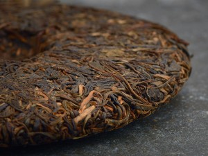 Шэн пуэр "Две Дамы и Павлин", ф-ка Пу Вэнь, 2006г., 400г. купить в Минске, Шэн пуэр (зеленый)