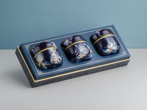 Д. Т. П. (Да Хун Пао, Те Гуань Инь, Пуэр Шу), 3 средние банки в коробке и подарочном пакете.  купить в Минске, Наборы чаев