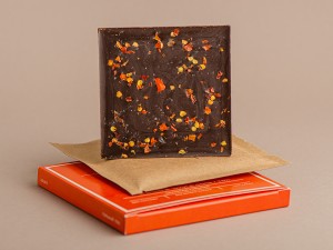 Шоколад Amavi «Горький 75% Чили &amp; Апельсин &amp; Соль» 50 г. купить в Минске, Шоколад без сахара