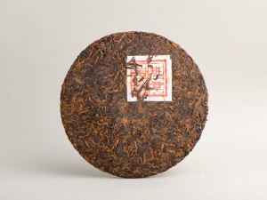 Шу пуэр &quot;Два Павлина&quot; (Мэнхай Чу Пин), 357г., 2012г.  купить в Минске, Пуэр