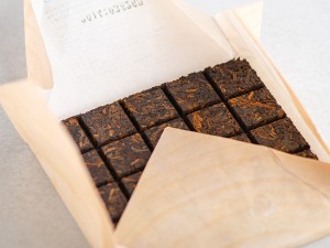 Шу кирпич Мэнку Му Е Чунь 2014г (100г) купить в Минске, Новинки