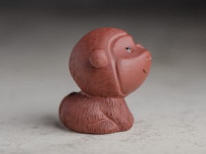 Фигурка #335, глина, 5см., Нужные мелочи