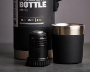 Термос STANLEY UNBREAKABLE THERMAL BOTTLE 1.3л (чёрный), Термосы
