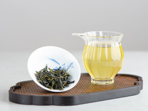 Цзи Бянь Люй Ча (Зелёный Чай из Юннани), &quot;АА&quot;, весна 2024 г. купить в Минске, Чай