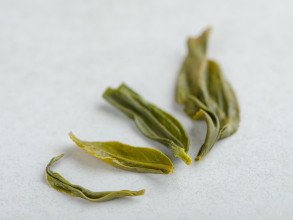 Цзи Бянь Люй Ча (Зелёный Чай из Юннани), &quot;АА&quot;, весна 2024 г. купить в Минске, Зеленый чай