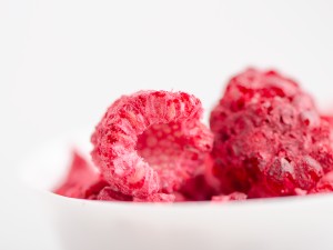 Малина сублимированная кусочками 1-10мм. купить в Минске, Новинки