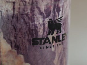 Термокружка STANLEY Classic 470мл (древесный камуфляж), Термосы