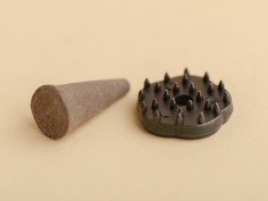 Японское благовоние KAY Aloeswood Cone (Алойное дерево), 12 конусов + подставка купить в Минске, Благовония
