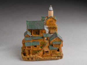Подставка под стелющиеся благовония #317 , + 10 конусных (стелющихся) благовоний, пластик, 11 см. купить в Минске, Курильницы, подставки для благовоний