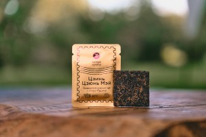 Цзинь Цзюнь Мэй (Золотые Брови), серия "Чайные Марки", Чайная Почта, 7 г., 2025 г., Новинки